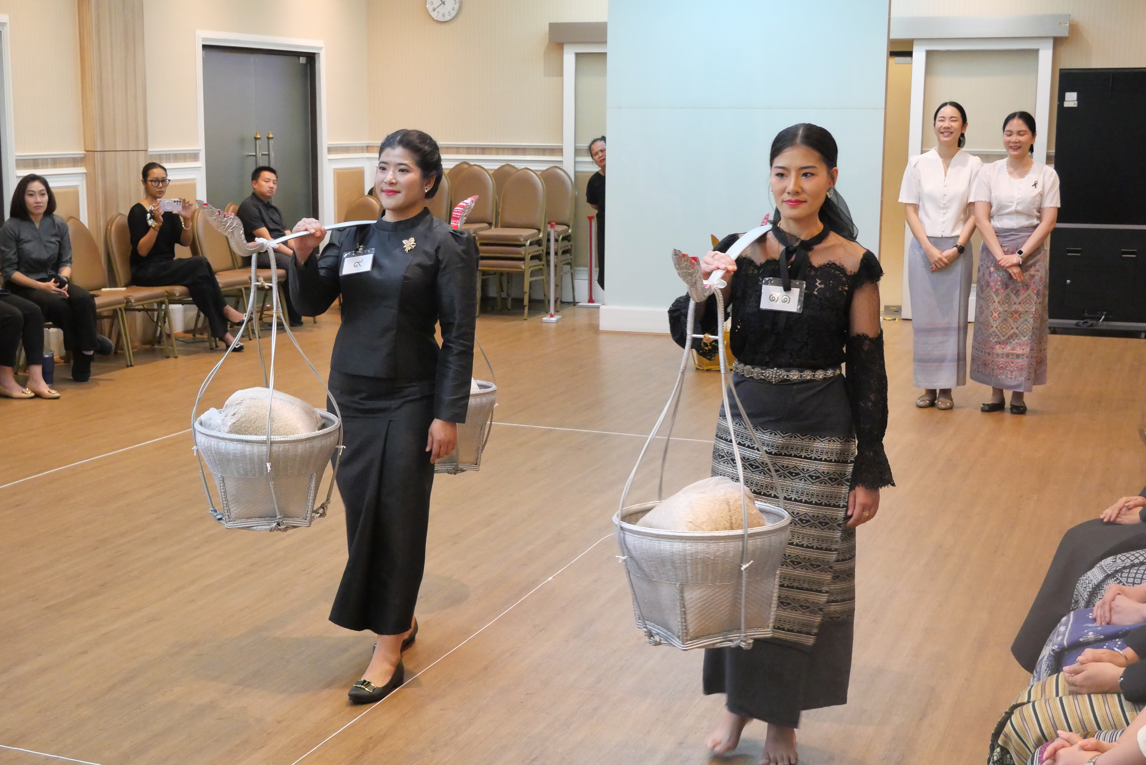 title - ผู้อำนวยการสำนักบริหารกลาง ประชุมคณะกรรมการคัดเลือกเทพีคู่หาบเงิน ประจำปี 2569 ครั้งที่ 1/2569